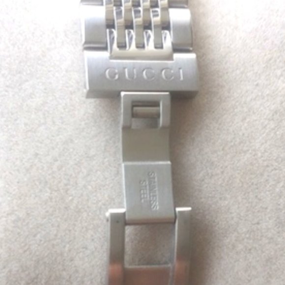 Gucci Lady's G-Timeless watch - Picture 5 of 6